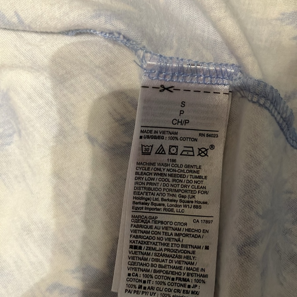 GAP Blue Palm Print Tank Top - Picture 5 of 6